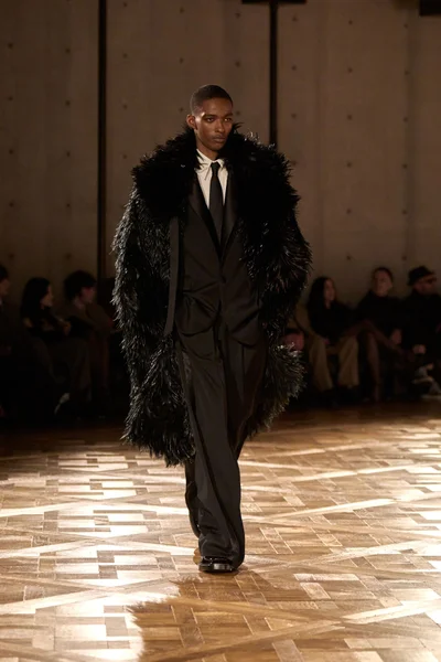 Look 36